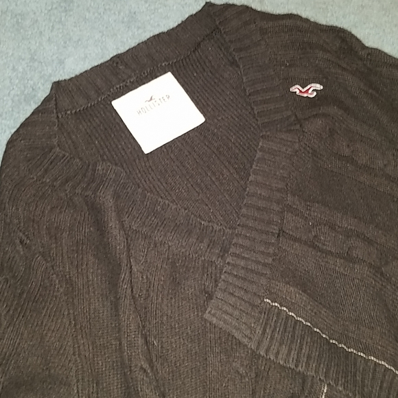 Asymmetrical sweater - Picture 3 of 3